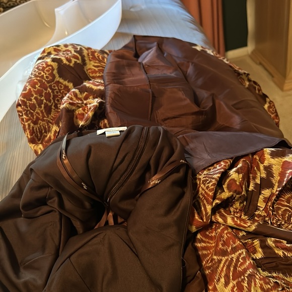 NWT, by Seaza Chin size 10, $25 in excellent condition. - Picture 9 of 9